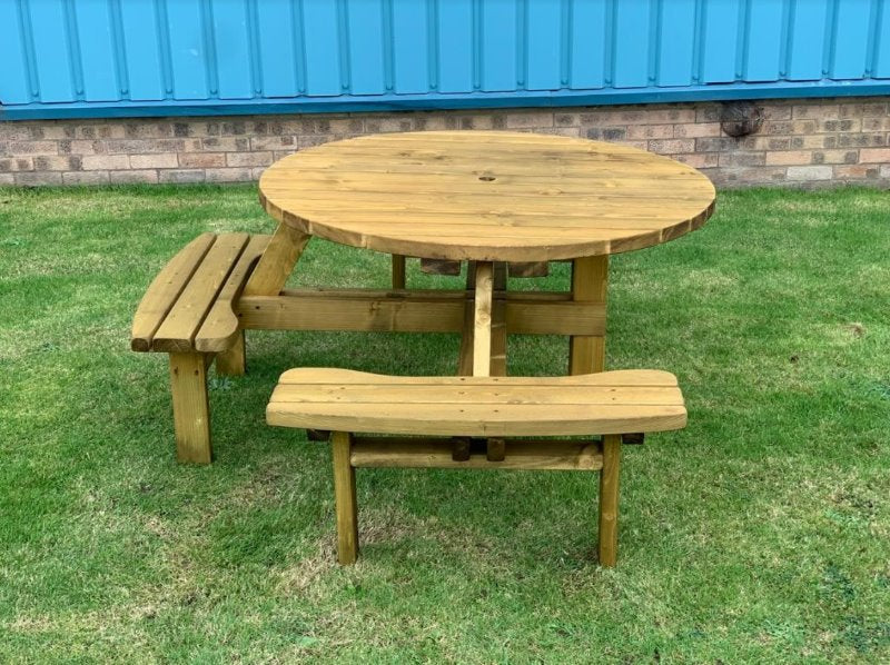Cascade Round Picnic Table With Wheelchair Access (Draft) Picnic Tables Etimber