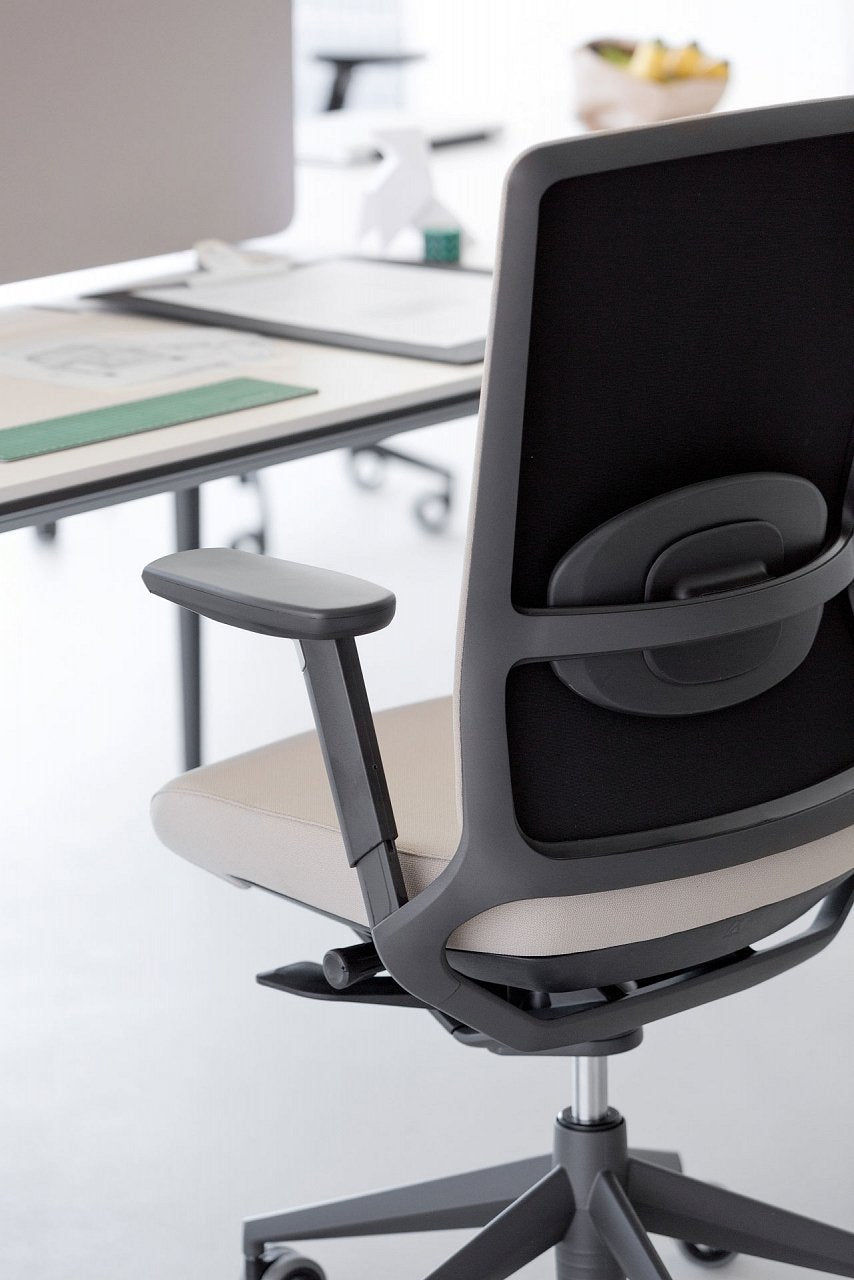 TNK 500 Mesh Back Task Chair Task Chair Actiu