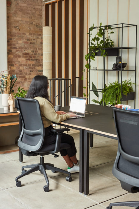 Co Stories Nero Bench BENCH DESKS Workstories 