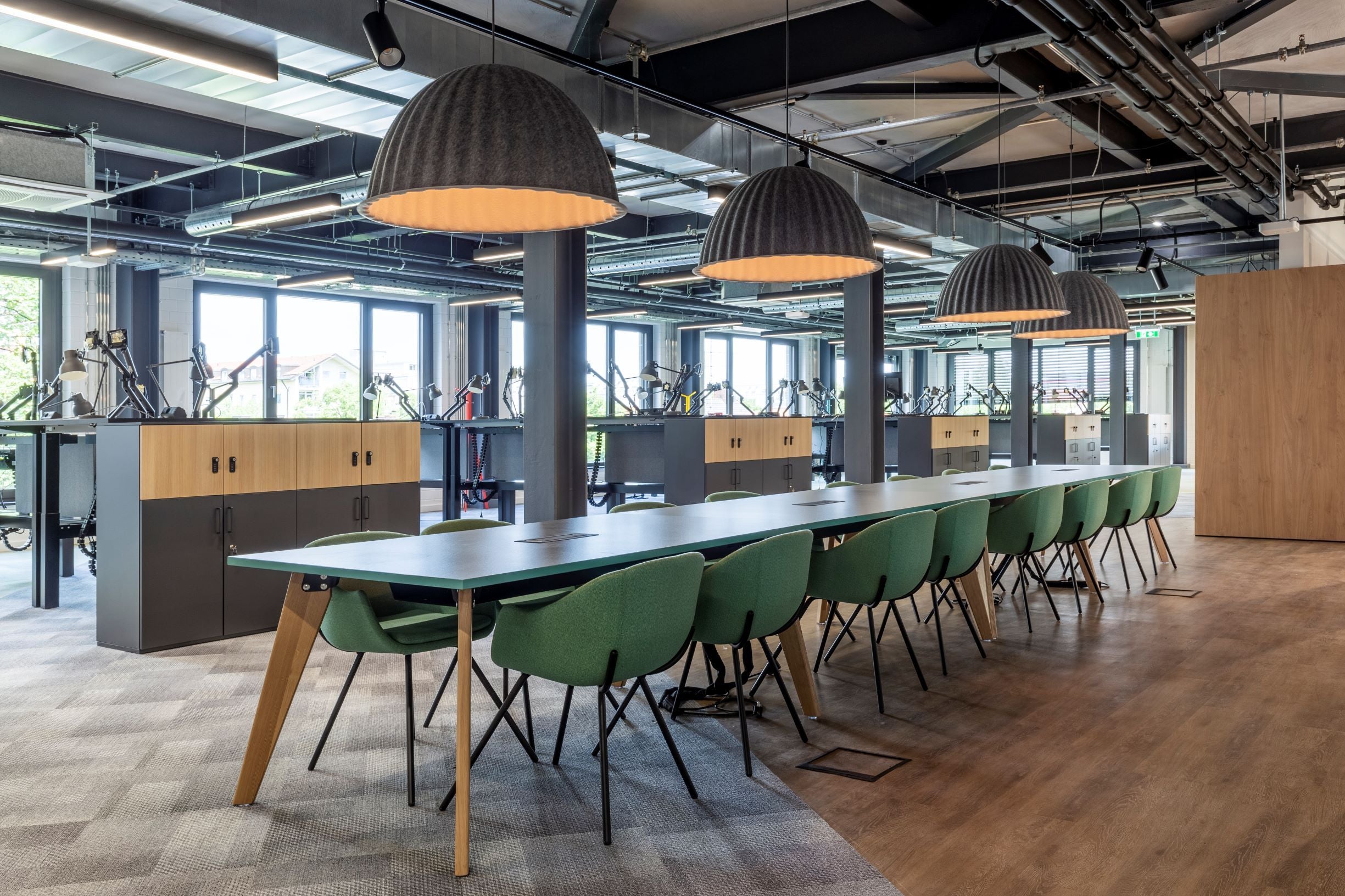 Hub Meeting Tables