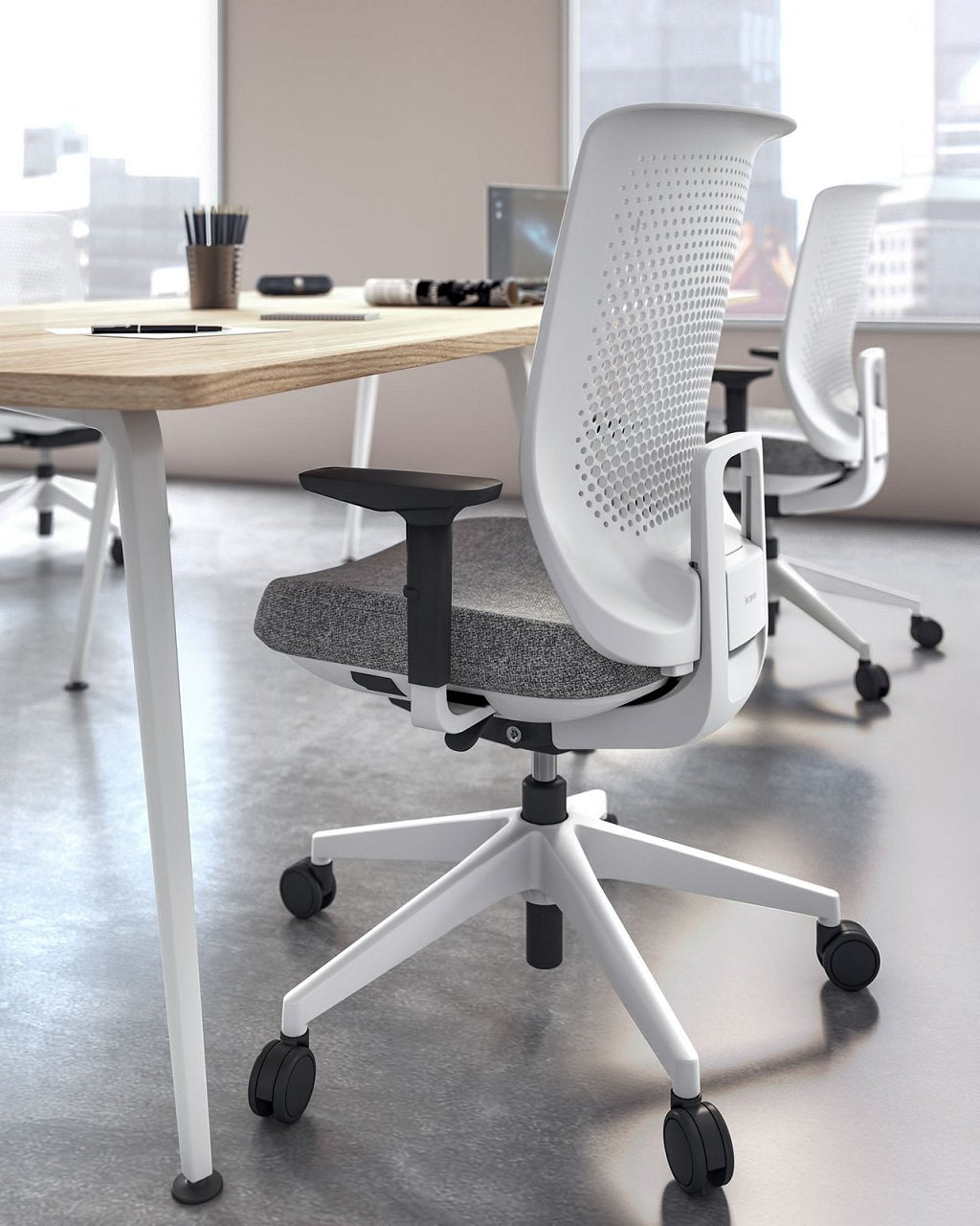 TRIM Mesh Back Office Chair