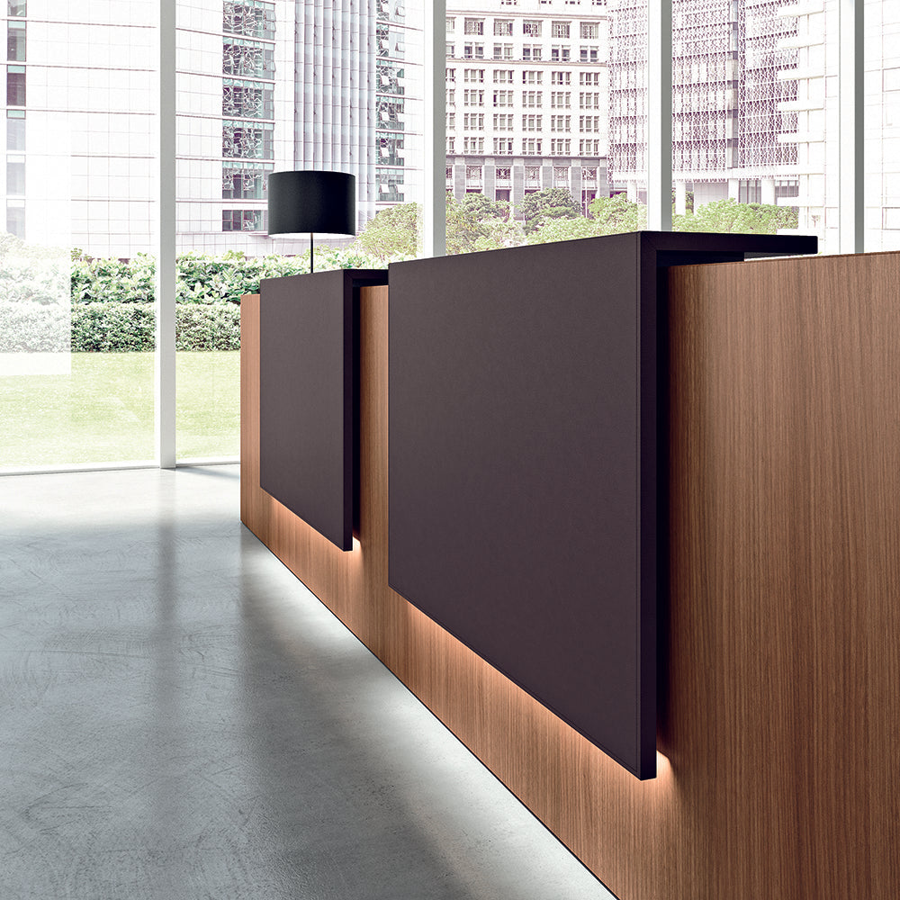 Z2 Large Straight Reception Desk